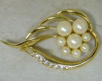 Spilla Fiore In Metallo Con Strass E Perle | Vintage Rotondo Per Abbigliamento - 2
