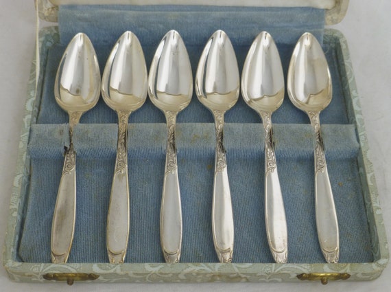 銀製装飾スプーン4本セット 銀製装飾スプーン4本セット 楽天市場】シルバースプーンの通販