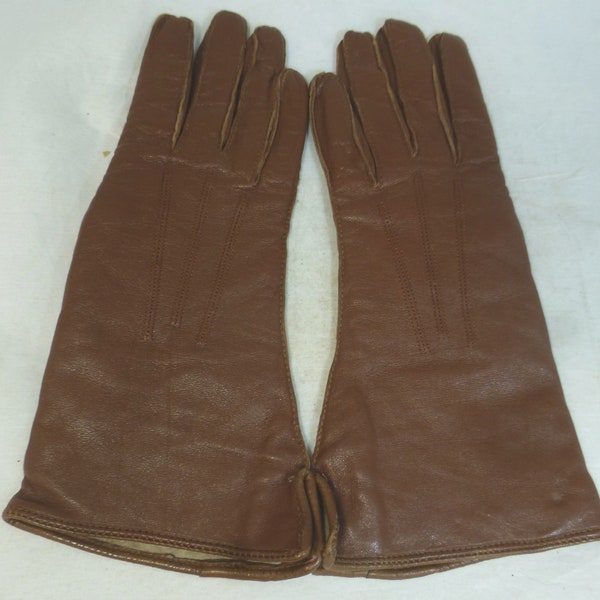 Paire vintage de gants de poignet en cuir marron doux pour dames avec des détails de couture attrayants et des fentes de poignet - Taille 6 Petit - Fabriqué en anglais