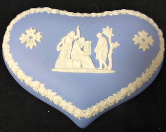 Wedgwood Jasperware Blue and White Lidded Large Heart Shaped Trinket Box 5.25 inch W - Classical design – English Vintage & Collectible Gift