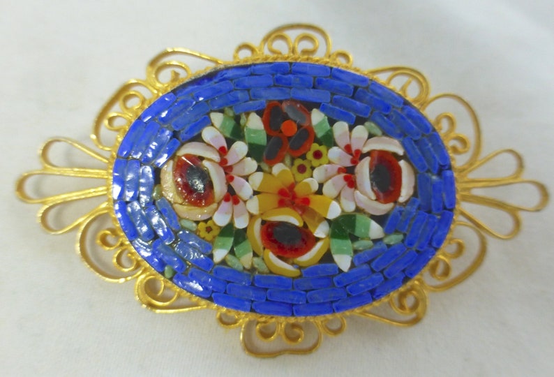 Vintage Beautiful Italian Micro Mosaic Oval Pin Brooch with Gold Tone Filagree Surround Blue & Colourful Floral Pattern Italy c 1930s image 5