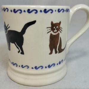 Vintage Rare Early 1997 Emma Bridgewater Hand Decorated Cats Half Pint Mug - Spongeware Black Brown Grey Cat Design - Bridge Stamp – England