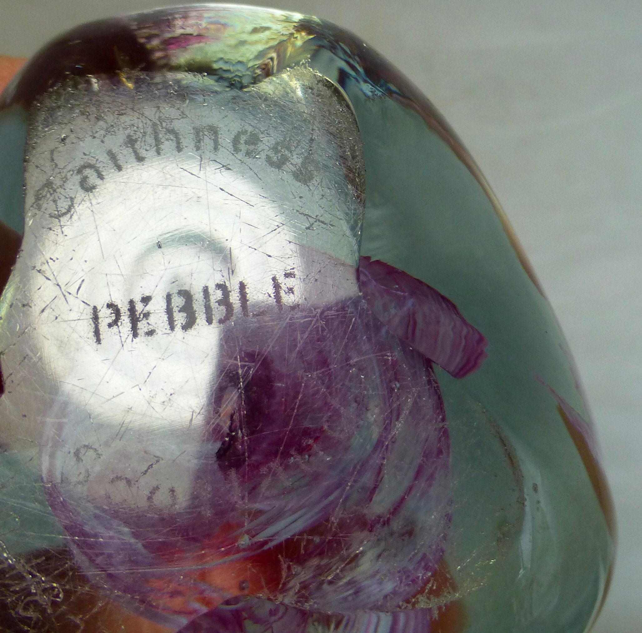 ケイスネス ペブル スコットランド 三角形 ピンク & ホワイト