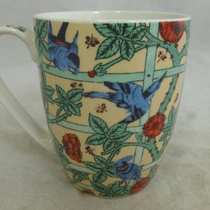 William Morris Large Wild Roses & Trellis Birds Fine China-mok – Arts and Craft Design – Decoratief handvat – Ontworpen in Engeland Abbeydale
