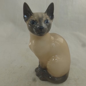 Vintage Large Royal Copenhagen of Denmark Siamese Cat Hand Painted Cream Grey Porcelain Figurine 3281 1st Quality 7.75in H Base Stamp image 1