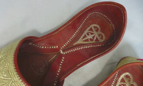 Vintage Handmade Indian Leather Aladdin Slippers … - image 9
