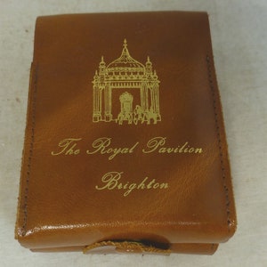 vintage Porte-cartes en cuir souvenir Brighton The Royal Pavilion - 2 paquets de caricatures d'époque Régence - Porte-cartes compact pliable