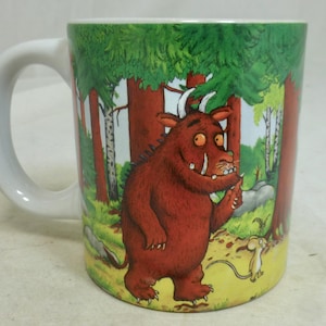 Fun The Gruffalo in Woods Porcelain Mug – Features Gruffalo story book characters Mouse, Owl and Red Fox – Julia Donaldson & Axel Scheffler