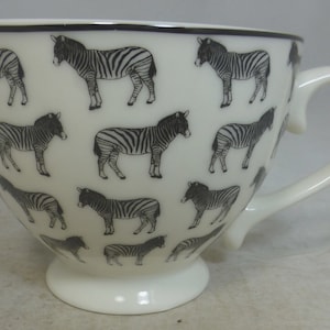 Zebra afrikansk svartvit design stor porslinsmugg kopp med fot - Afrika Safari djurälskare gåva