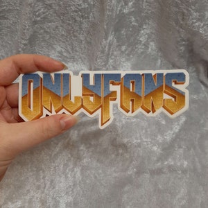 OnlyFans maar het is Doom lettertype - sticker