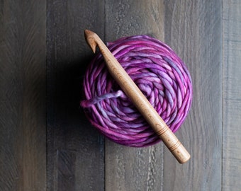 Crochet Hook // Knitter's Pride 6" Basix 15mm Birch Wood Crochet Hook