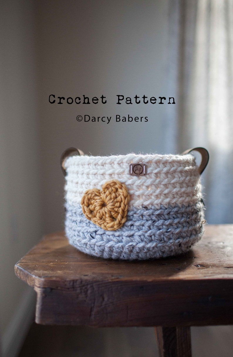 Crochet pattern // Heart Basket with leather handles // Instant download image 1