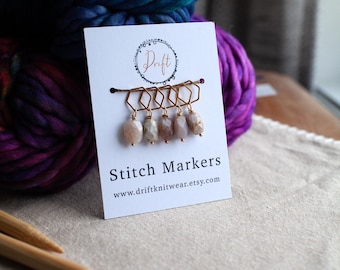 Set of 5 Sage Amethyst Stitch Markers for Knitting // Knitting Notions // Knitting Accessories // Hexagon and Sage Amethyst Stitch Markers