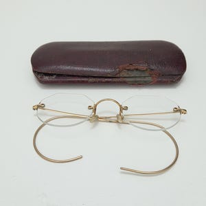 Antique 10k Gold Rimless Spectacles in Case / Vintage Reading Glasses