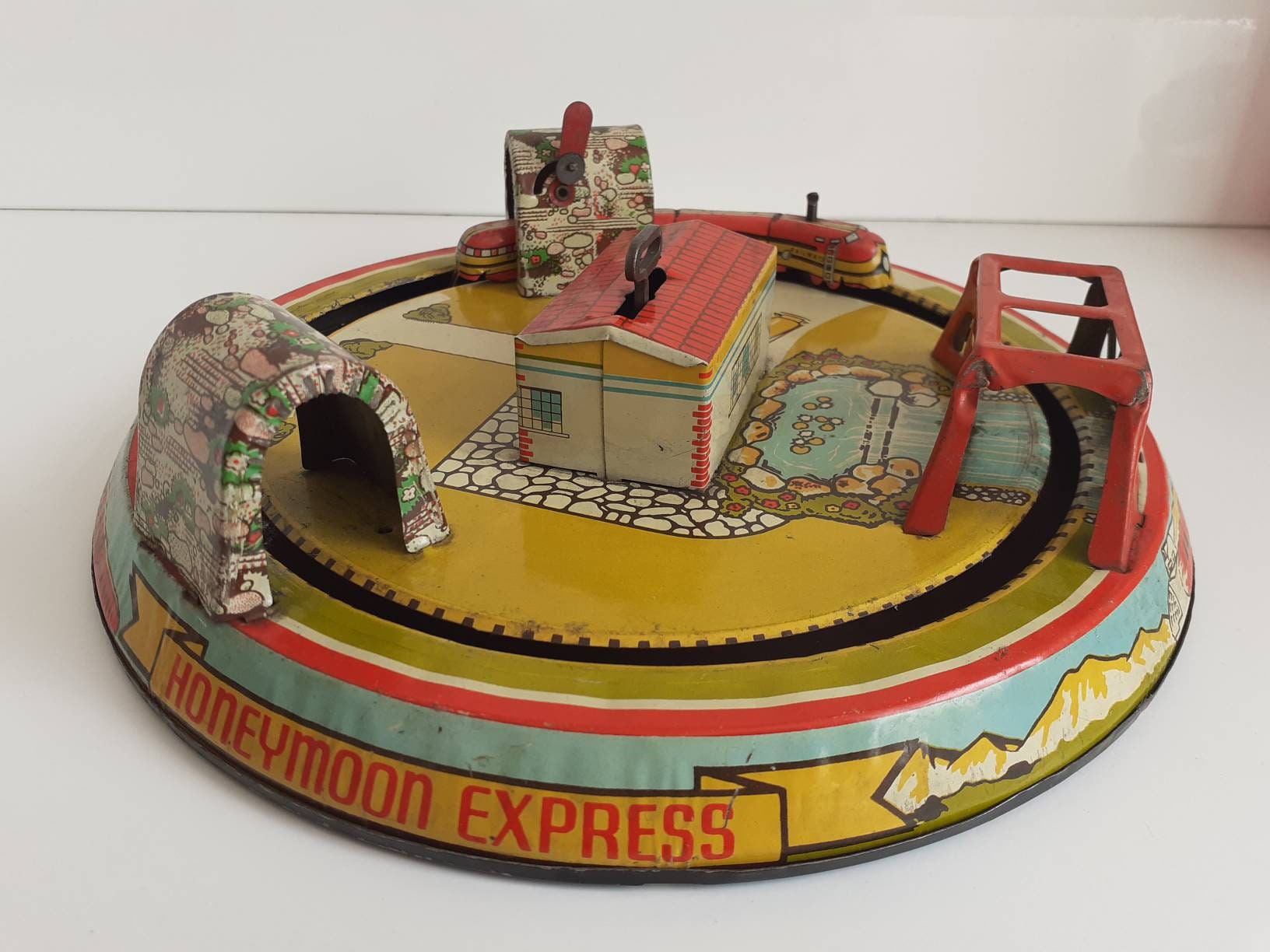 Vintage Marx Toys Wind Up Tin Plate Honeymoon Express Train Etsy
