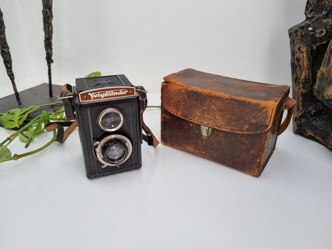 Voigtlander Brillant- TLR 120 Film Camera With Carry Case - Etsy