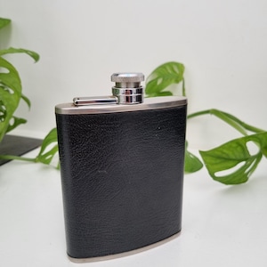 Equestrian Hip Flask / Black Leather / 6oz / Stainless Steel