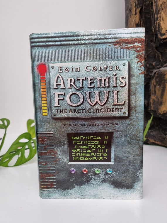 The Eoin Colfer: Artemis Fowl: The Arctic Incident: The Graphic