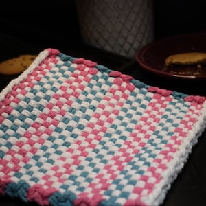 8&quot; Pot Holder, potholder, gift, for handling hot dishes and pans