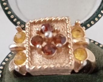 SARAH COVENTRY Gold Citrine and Amber Cluster Dress Ring, signed, gift boxed