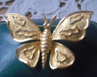 Butterfly Vintage Brooch by ALICE CAVINESS, Gold Colour, designer, signed, boxed