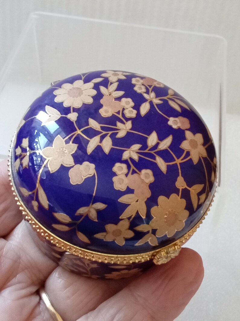 OLD TUPTON WARE Hand Painted Royal Blue and Gold Trinket Box, hinged lid, branded satin lined box image 5
