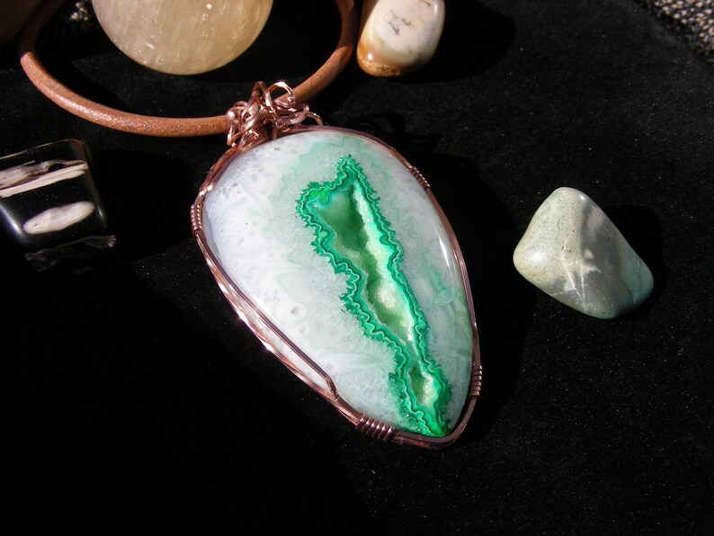 Green and White Crystal Agate Wirewrapped Copper Pendant, Handmade, Leather Necklace, Gemstone, Jewelry, Mens, Womens, Fashion, Jewellery image 2