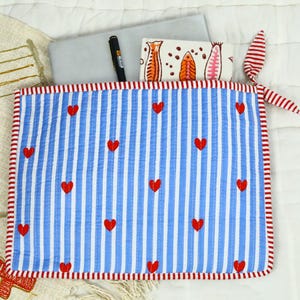 Handmade Quilted Cotton Laptop Sleeve: Zipper Closure, Padded Protection Blue Strips Heart