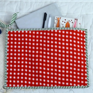 キルティングコットンラップトップスリーブ：手作りパッド入りMacBookケース