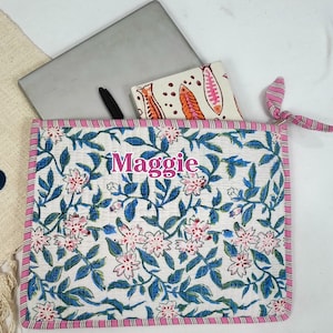 Quilted Laptop Sleeve, Handmade iPad Sleeve, Mothers Day Gifts, MacBook Sleeve, Gift for Her, Aesthetic Laptop Case Cotton Quilted Bag