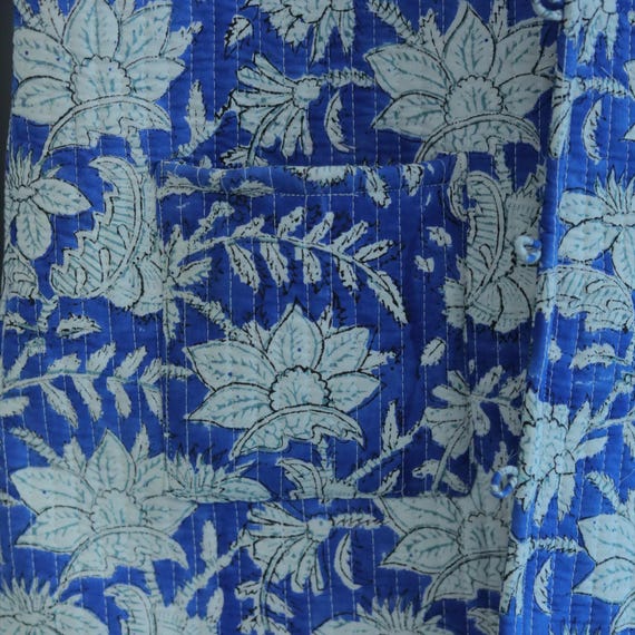 ブルーフローラルキルティングジャケット：リバーシブルインドブロック