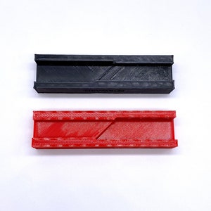 Beechcraft Rear Baggage Door Holder