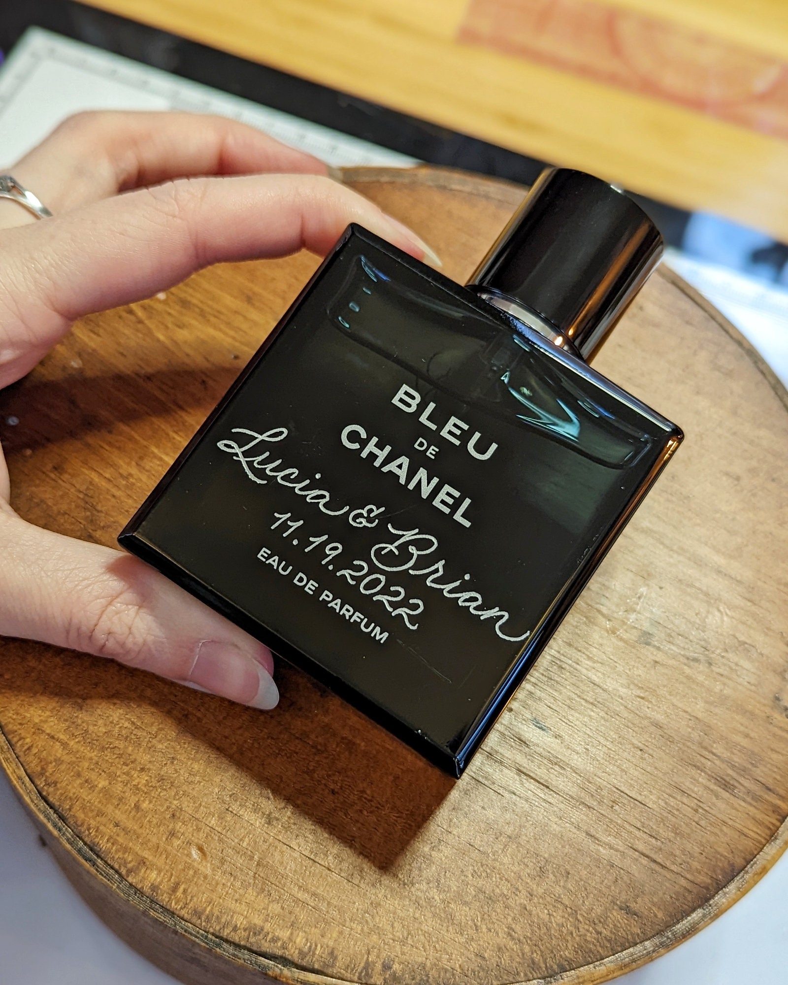 Gift for him: BLEU DE CHANEL Shaving Set - ZOE Magazine