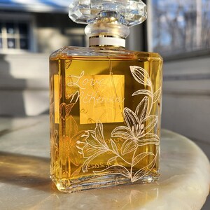 Floral Engraved Perfume Bottle, Personalized Perfume With Flowers ...