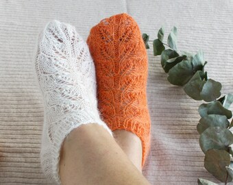 Hand knit wool lace bed socks knitted mohair short women's socks