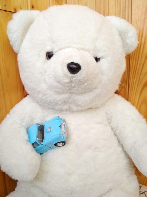 white teddy bear