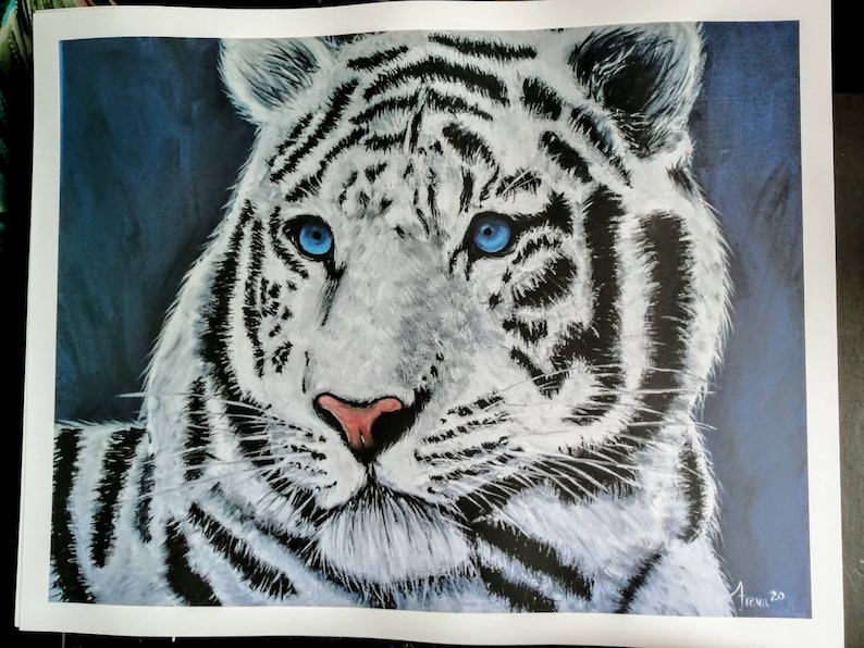 White tiger print