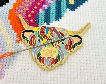 Mandala Highland Cow Magnetic Needle Minder | Animal Needle Keeper | Needlepoint Notion | Cross Stitch Gift | Sewing Embroidery Accessory