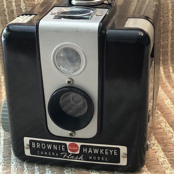 Kodak Brownie Hawkeye Camera, Untested Vintage Bakelite Camera, Mid Century Modern Photo Prop/Bookshelf Decor.