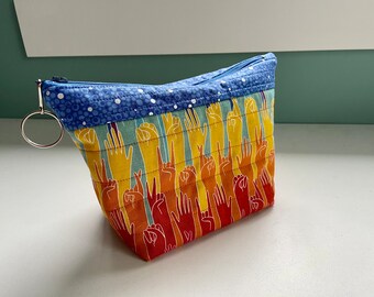 Bolsa de maquillaje, moderna, pequeña bolsa de viaje, bolsa de artículos de tocador, bolsa acolchada, algodón, regalo de dama de honor, brillante, BFF, arco iris, ASL, lenguaje de señas