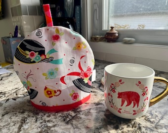 Quilted mug cosy, mother gift, tea accessories, coffee, home, kitchen