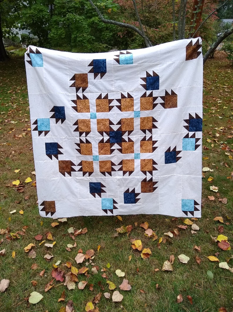 Waltzing With Bears Bear Paw quilt, PDF quilt pattern, modern quilt, lap quilt, beginner quilt, quick quilt, simple quilt, quilted throw image 6