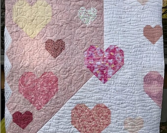 Grace; PDF quilt pattern, throw quilt, twin quilt, modern quilt, modern, heart quilt, scrap quilt, precut friendly, precuts, heart quilt
