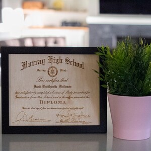 Diploma grabado personalizado
