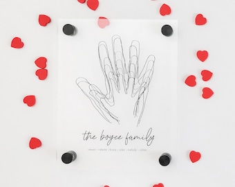 Familiehandkunst op drijvend acryl, gepersonaliseerde muurdecoratie | Minimalistische handen zeer fijne tekeningen, familie kunst aan de muur, valentijnscadeau, familieaandenken