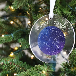 Custom Star Map Christmas Ornament on Acrylic | Personalized Night sky Christmas Present for Family Mom Dad or Grandparents