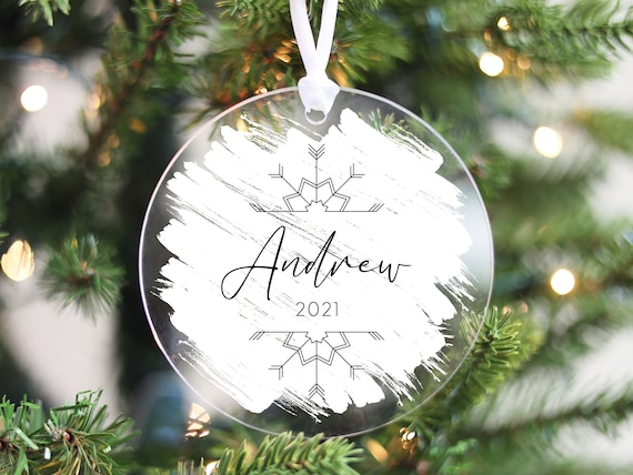 Personalized Christmas Ornaments on Acrylic Rounds Personalized Family  Christmas Ornament Present for Kid Family Mom Dad or Grandparents 