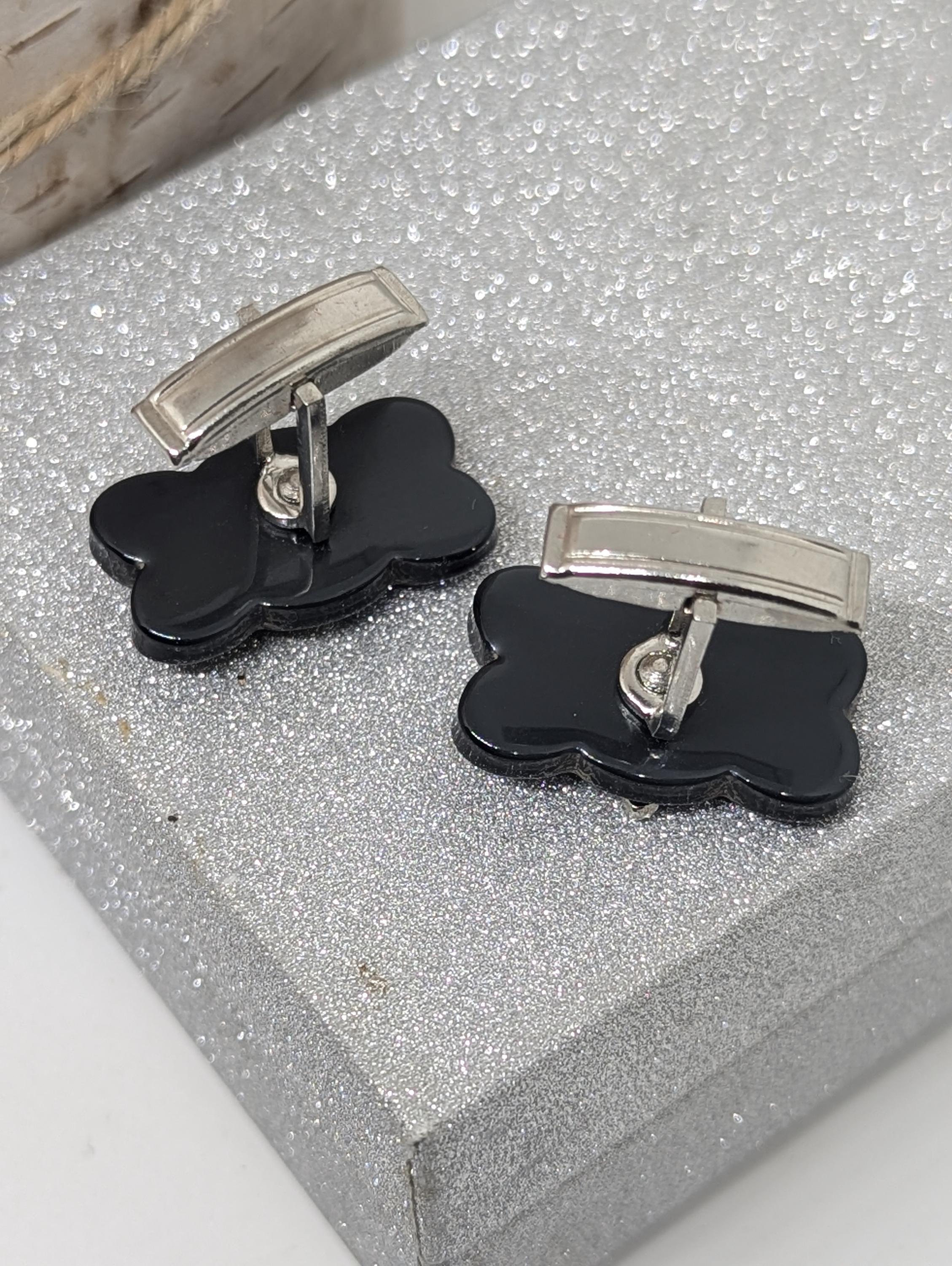 ☆純銀製ライオンカフスボタン（カフリンクス）とネクタイピンのセット