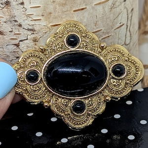 Vintage Gold Tone Textured Finish Black Onyx Color Cabochons Brooch