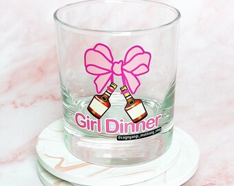 Girls&#39; Drinking Glass Cup for Hennessy Lovers, Girl Dinner Text Ribbon Bow with Henny Bottles Designed Rock Glasses, 11oz Clear Glass Cup